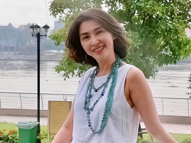 Nghị lực và sự lạc quan đã giúp chị Sử Khánh Linh vượt qua bệnh tật /// Ảnh: NVCC