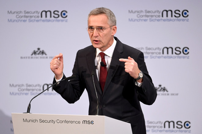 Tổng thư ký NATO Jens Stoltenberg phát biểu tại Hội nghị An ninh Munich ở Đức ngày 15.2 /// Reuters