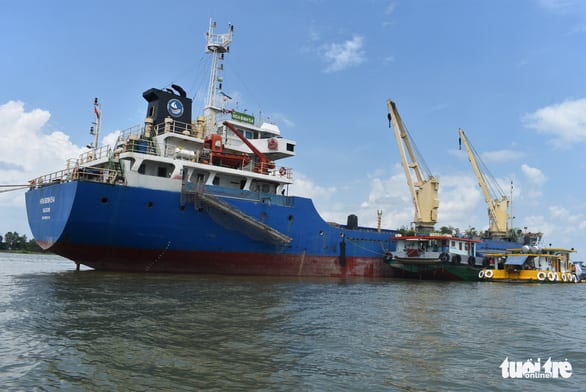Giải phóng nhanh gạo đang ùn ứ tại cảng để giảm tổn thất cho doanh nghiệp - Ảnh 2.