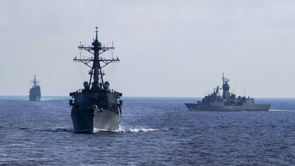 Buộc Trung Quốc chịu trách nhiệm ở Biển Đông - Ảnh 1.
