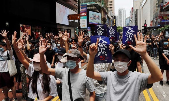Bắc Kinh: Hong Kong là chuyện nội bộ của Trung Quốc, các nước đừng can thiệp - Ảnh 1.