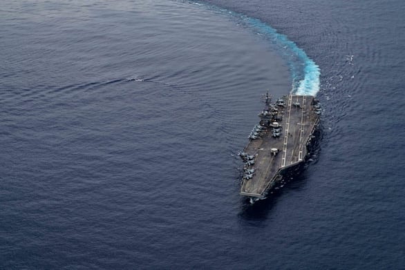 Mỹ bất ngờ hé lộ chi tiết tập trận cả ngày lẫn đêm trên Biển Đông - Ảnh 5.