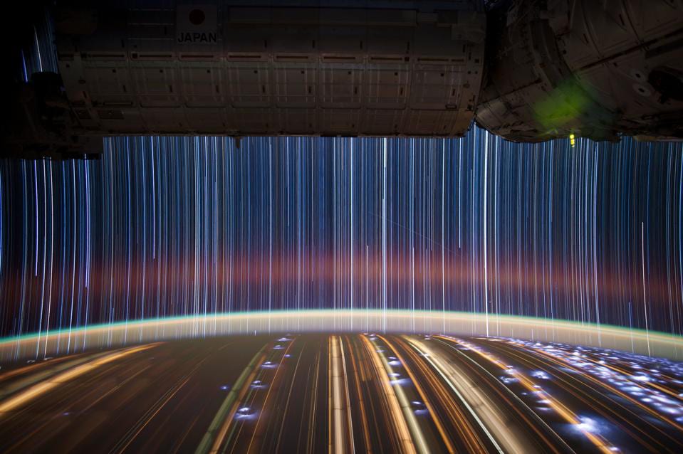 Ngắm sao tuyệt đẹp từ Trạm vũ trụ quốc tế - Ảnh 4.