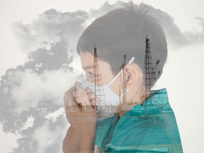 Trẻ em tiếp xúc với hàm lượng cao bụi mịn PM2.5 trong không khí có nguy cơ mắc bệnh hen suyễn và phát chứng thở khò khè dai dẳng nhiều hơn so với trẻ em không tiếp xúc /// Ảnh: Shutterstock