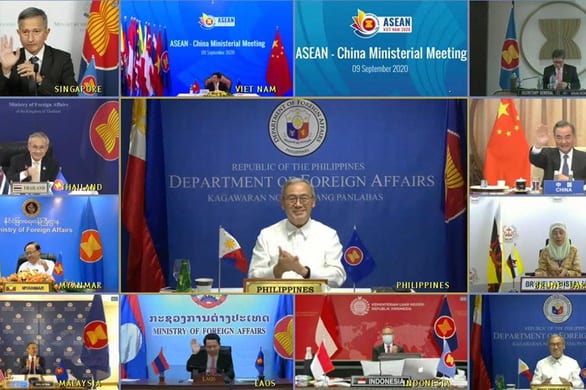 Trung Quốc thông báo nối lại đàm phán COC với ASEAN - Ảnh 1.