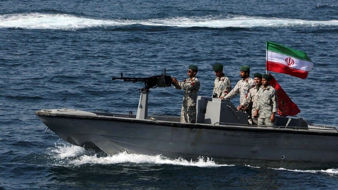 Binh lính Iran diễn tập trên eo biển Hormuz ngày 30.4.2019 /// AFP