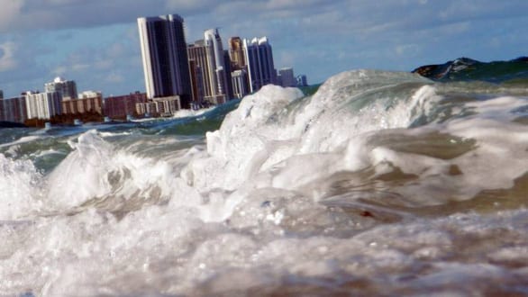 Khí thải có thể khiến mực nước biển dâng thêm 40cm - Ảnh 1.