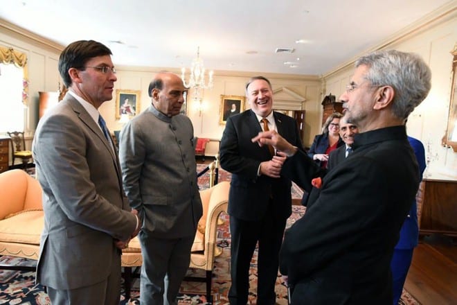 Từ trái sang: Bộ trưởng Mark Esper, Bộ trưởng Rajnath Singh, Ngoại trưởng Mike Pompeo và Ngoại trưởng Subrahmanyam Jaishankar tại Washington D.C, Mỹ vào tháng 12.2019 /// Ảnh: ANI