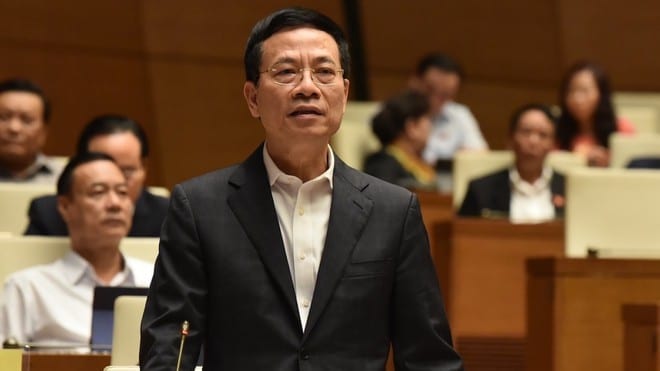 Bộ trưởng Nguyễn Mạnh Hùng đề xuất cho phạt Facebook, YouTube... trên doanh thu thay vì số tuyệt đối như hiện nay /// Ảnh Gia Hân