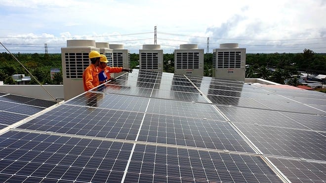Đầu tư điện mặt trời ngày càng phổ biến tại Việt Nam /// Ảnh: Nguyên Nga