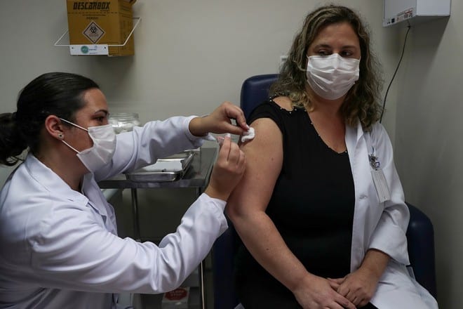 WHO lưu ý việc bắt buộc tiêm chủng vắc xin Covid-19 là quan điểm sai lầm /// Reuters