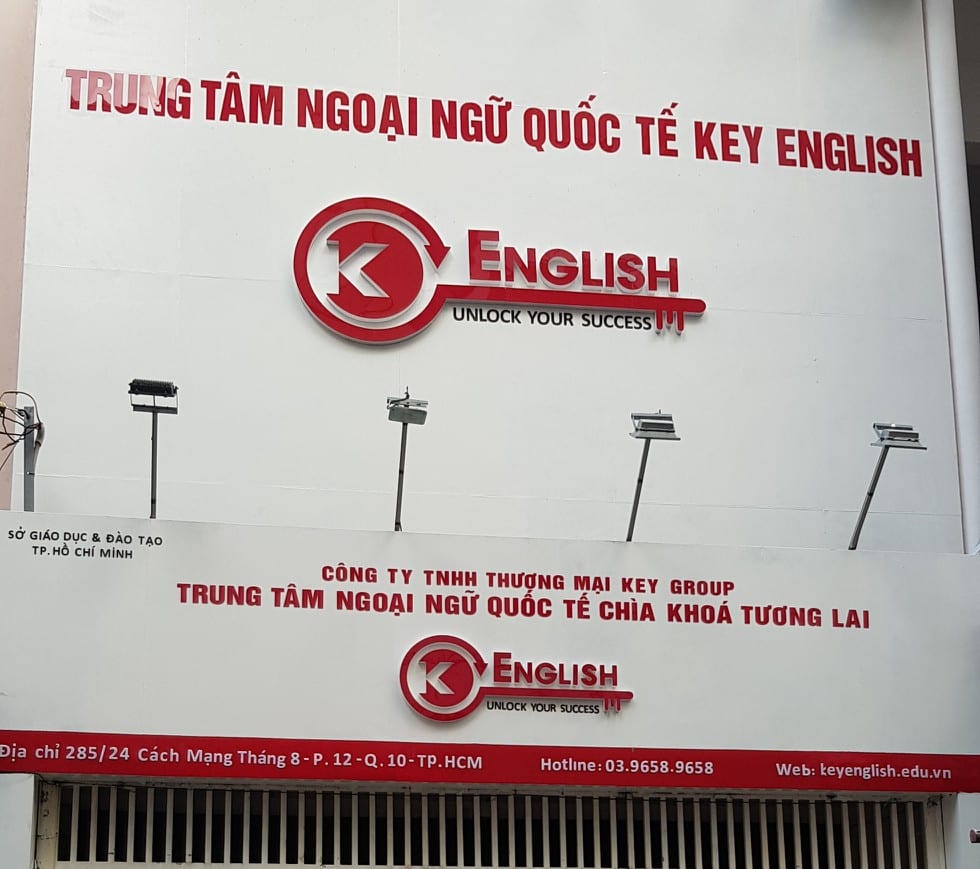 Tại Trung tâm Anh ngữ Key English có nhiều học viên tiếp xúc thầy giáo dạy tiếng Anh - bệnh nhân 1347. /// ẢNH: DUY TÍNH