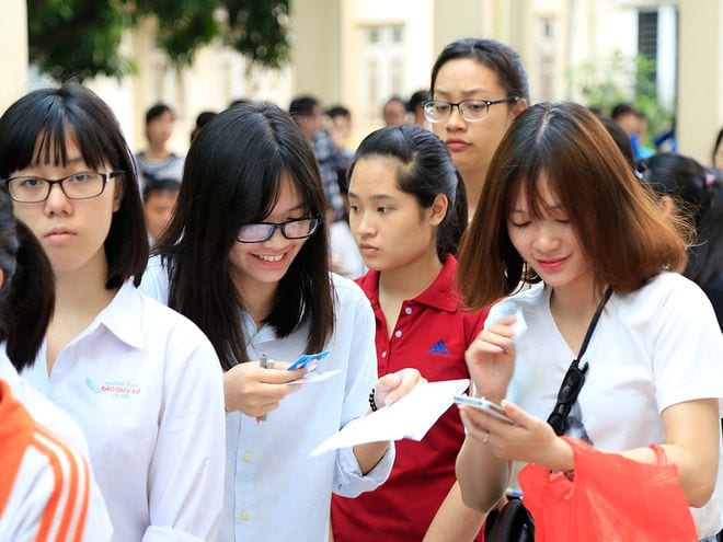Học sinh THPT ở Hà Nội tham gia thử nghiệm làm bài thi đánh giá năng lực của Trung tâm khảo thí ĐH Quốc gia Hà Nội /// ẢNH: NGỌC DIỆP 