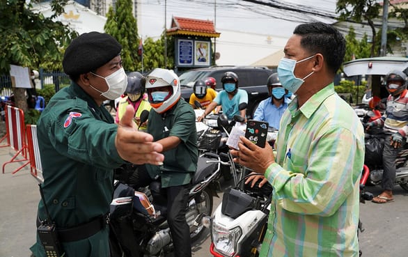 Lào, Việt Nam siết biên giới ngăn dịch từ Campuchia, Thái Lan - Ảnh 1.