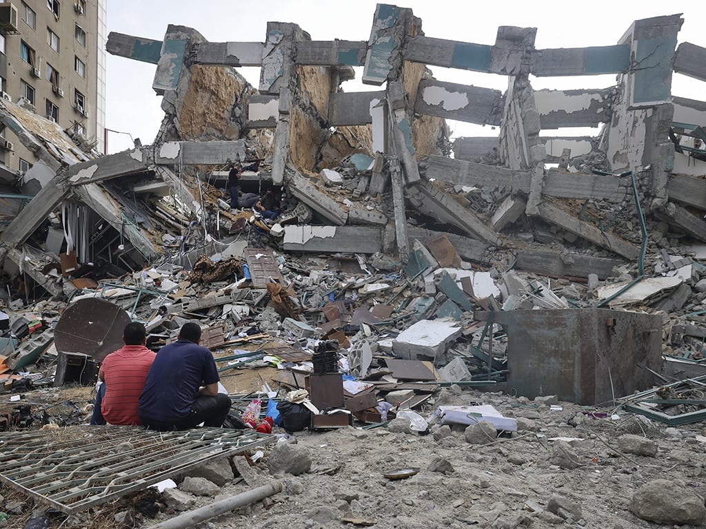 Nhà cửa ở Dải Gaza bị tàn phá sau 11 ngày giao tranh /// Ảnh: Reuters