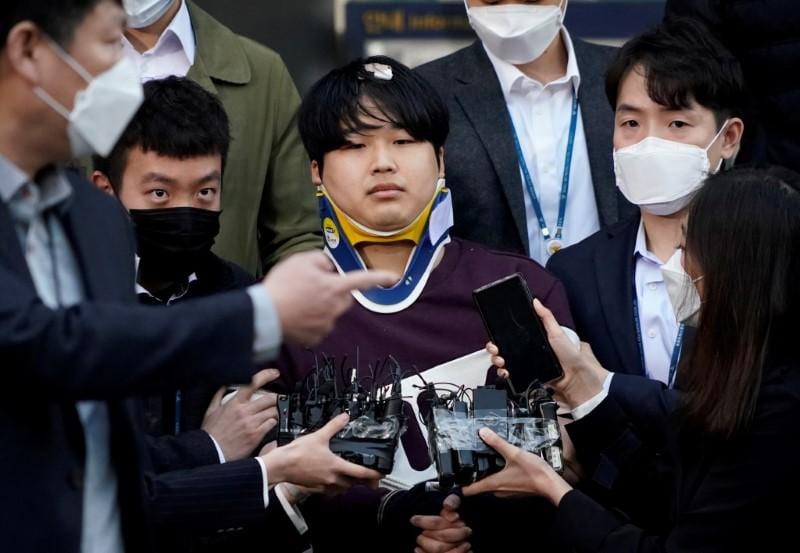 Cho Ju-bin (24 tuổi), người đứng sau đường dây dụ dỗ và bắt hàng chục cô gái làm "nô lệ tình dục mạng" /// Reuters