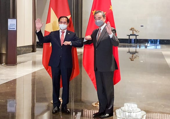 Việt Nam đề nghị cùng Trung Quốc tìm giải pháp cơ bản, lâu dài cho Biển Đông - Ảnh 1.