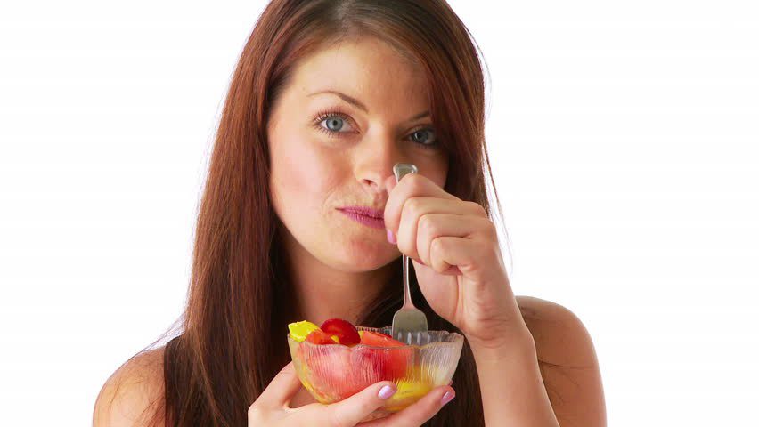 Chỉ ăn trái cây không tốt cho sức khỏe /// Shutterstock