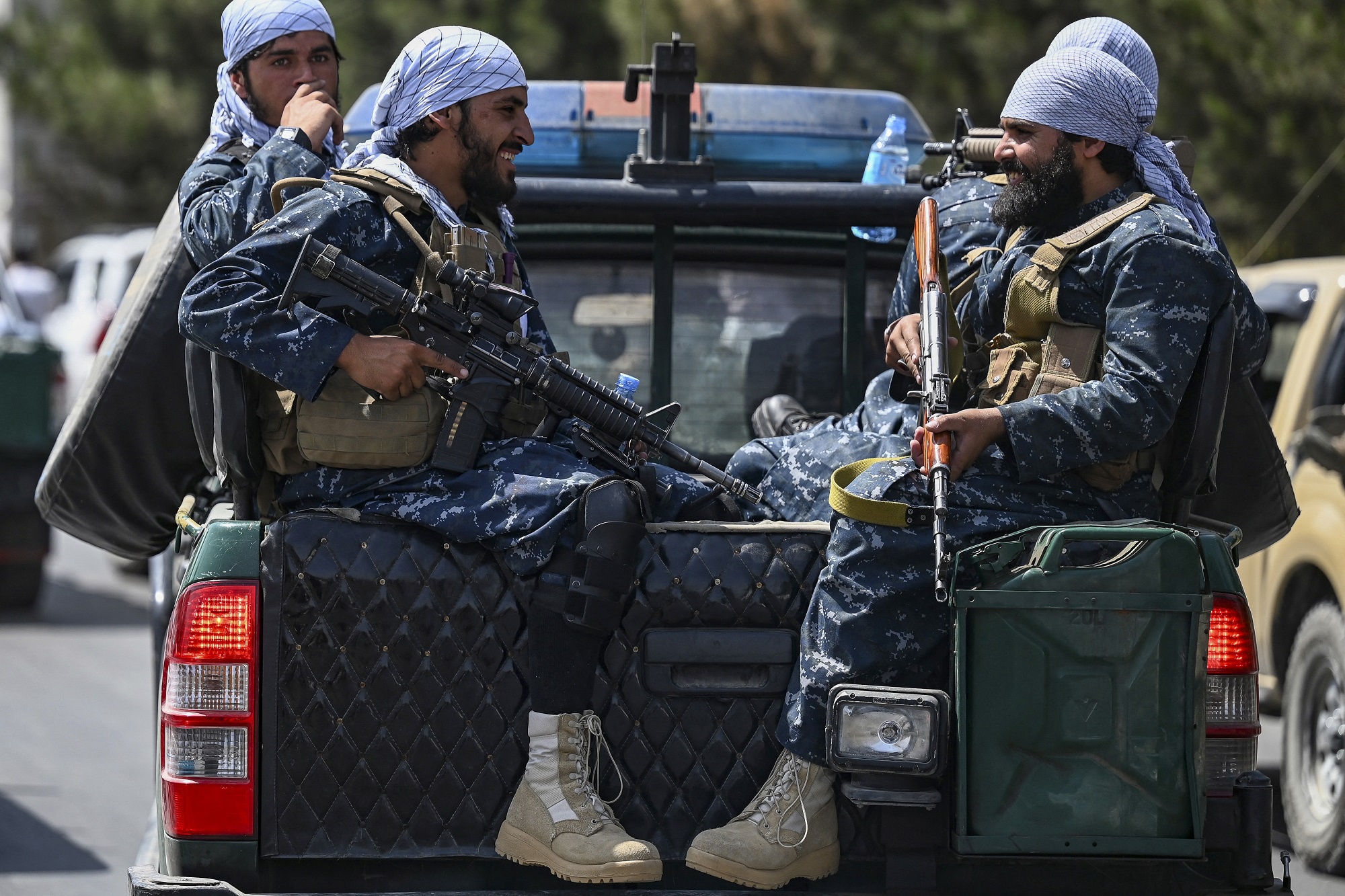 Các thành viên Taliban tuần tra ở thủ đô Kabul, Afghanistan ngày 29.8 /// AFP