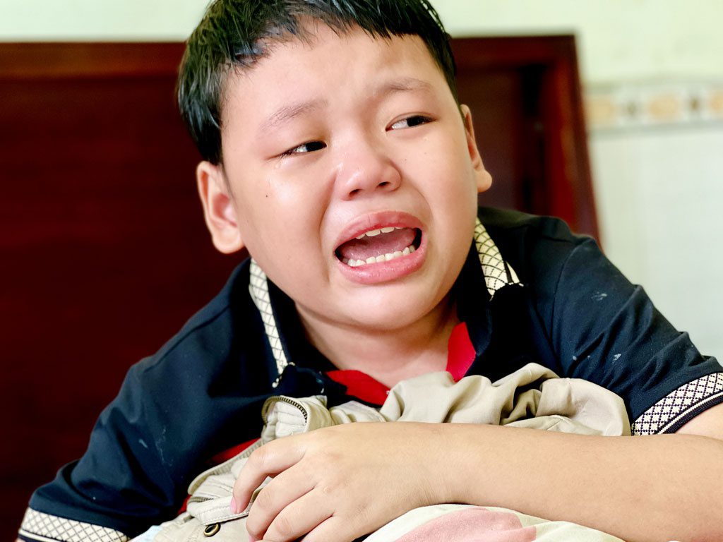 Chung tay bảo trợ trẻ mồ côi do đại dịch Covid-19: Nước mắt trẻ mồ côi2