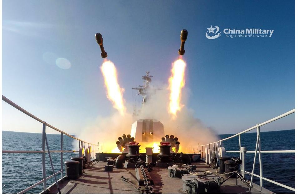 Trung Quốc tiến hành 2 cuộc tập trận bắn đạn thật ở Biển Đông - ảnh 1