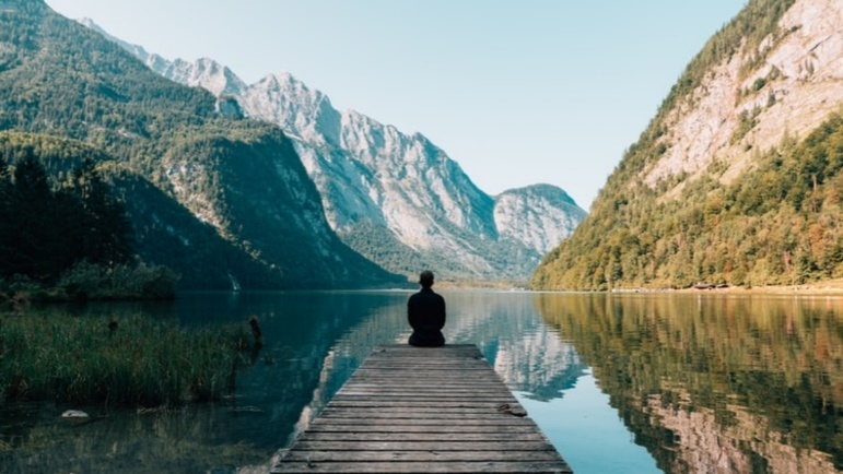 6 chìa khóa để tìm sự bình yên trong tâm hồn | ELLE Man
