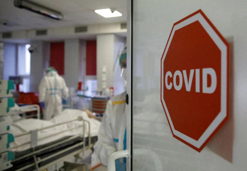 Hơn 1 triệu người tử vong vì Covid-19 ở Đông Âu - ảnh 1
