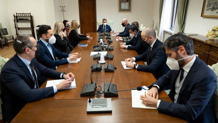 Một buổi họp của Văn phòng Tổng Kiểm toán Vatican