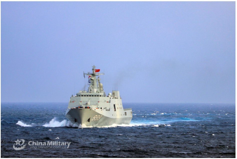 Trung Quốc tập trận bắn đạn thật ở Biển Đông - ảnh 1