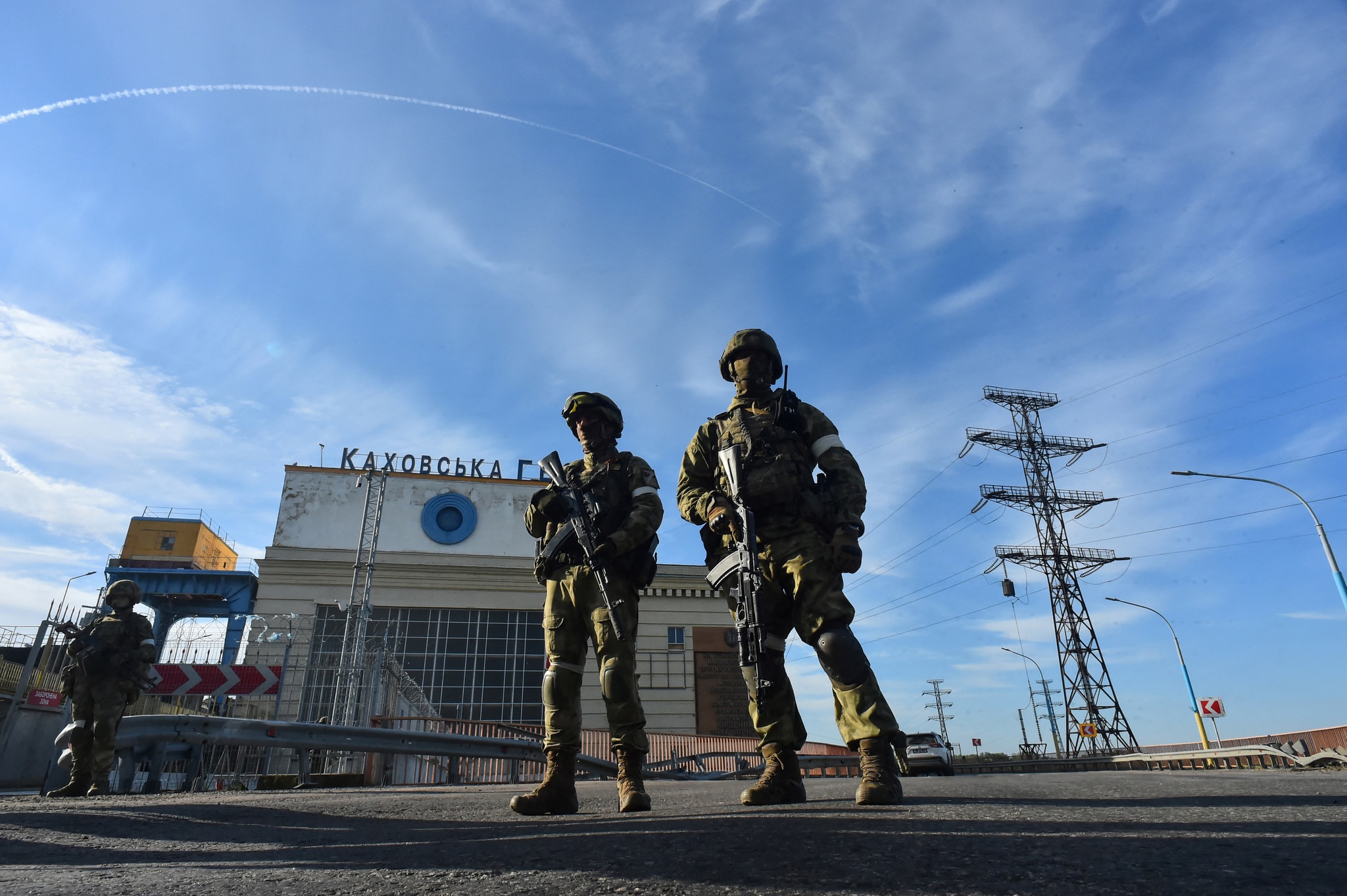 Chính quyền thân Moscow ở Kherson đề nghị Nga lập căn cứ, tổng thống Ukraine cảnh báo - ảnh 1