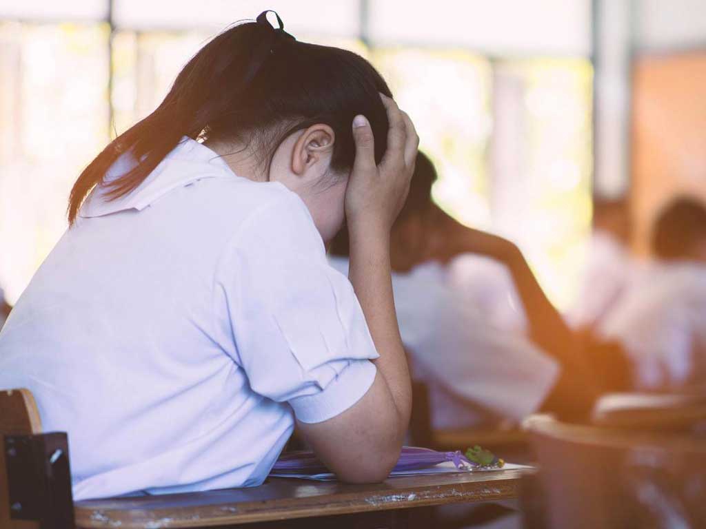 Khi học trò bị quấy rối tình dục, im lặng sẽ gây hậu quả khôn lường - ảnh 1