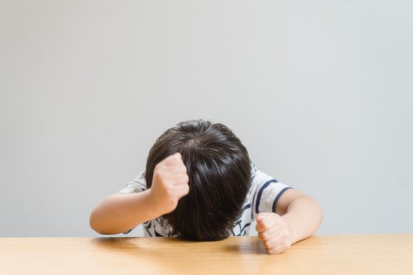 Trẻ tăng động giảm chú ý thường bắt đầu triệu chứng trước 7 tuổi - ảnh 1