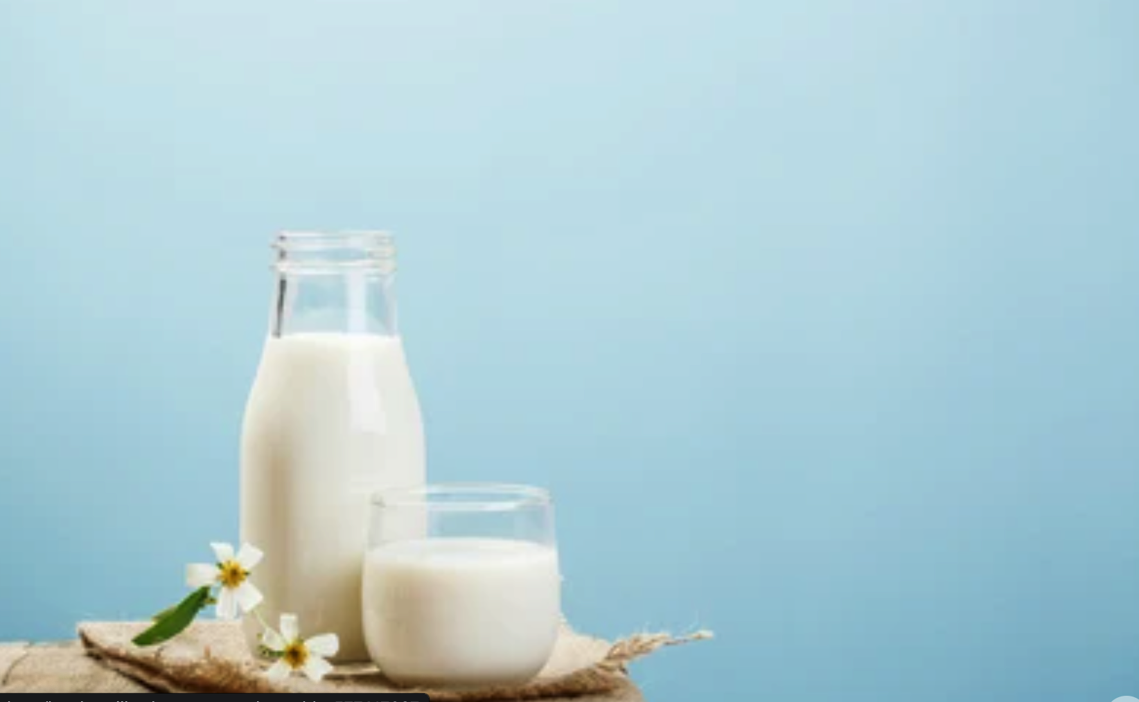 Có nên pha thuốc vào sữa, nước trái cây cho trẻ dễ uống? - ảnh 1
