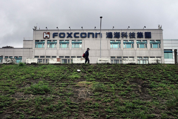 Bloomberg: Foxconn đối mặt với cuộc chiến săn nhân tài ở Việt Nam - Ảnh 1.