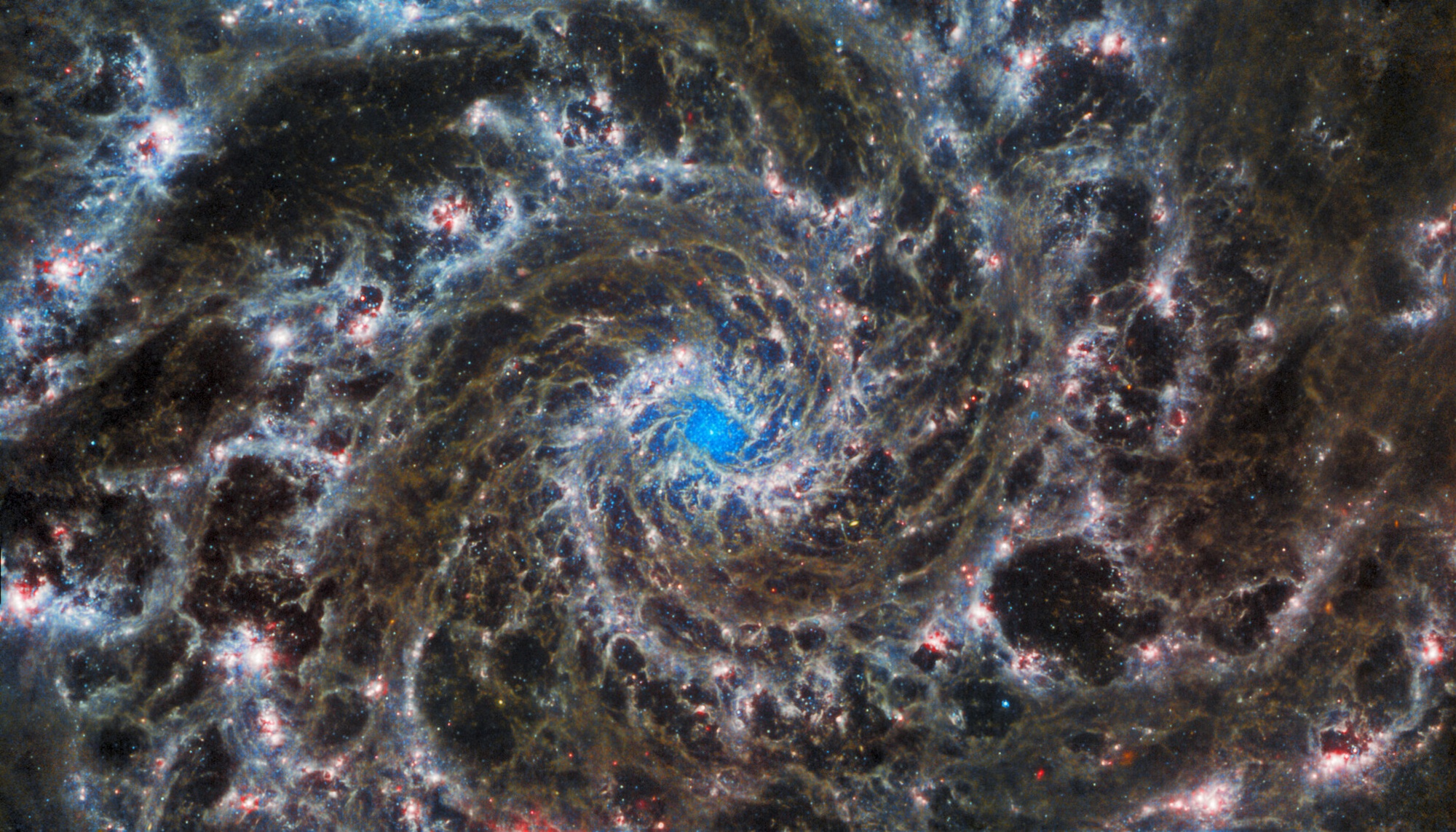 Hình ảnh mới của thiên hà Bóng ma 'mê hoặc' giới thiên văn - ảnh 1