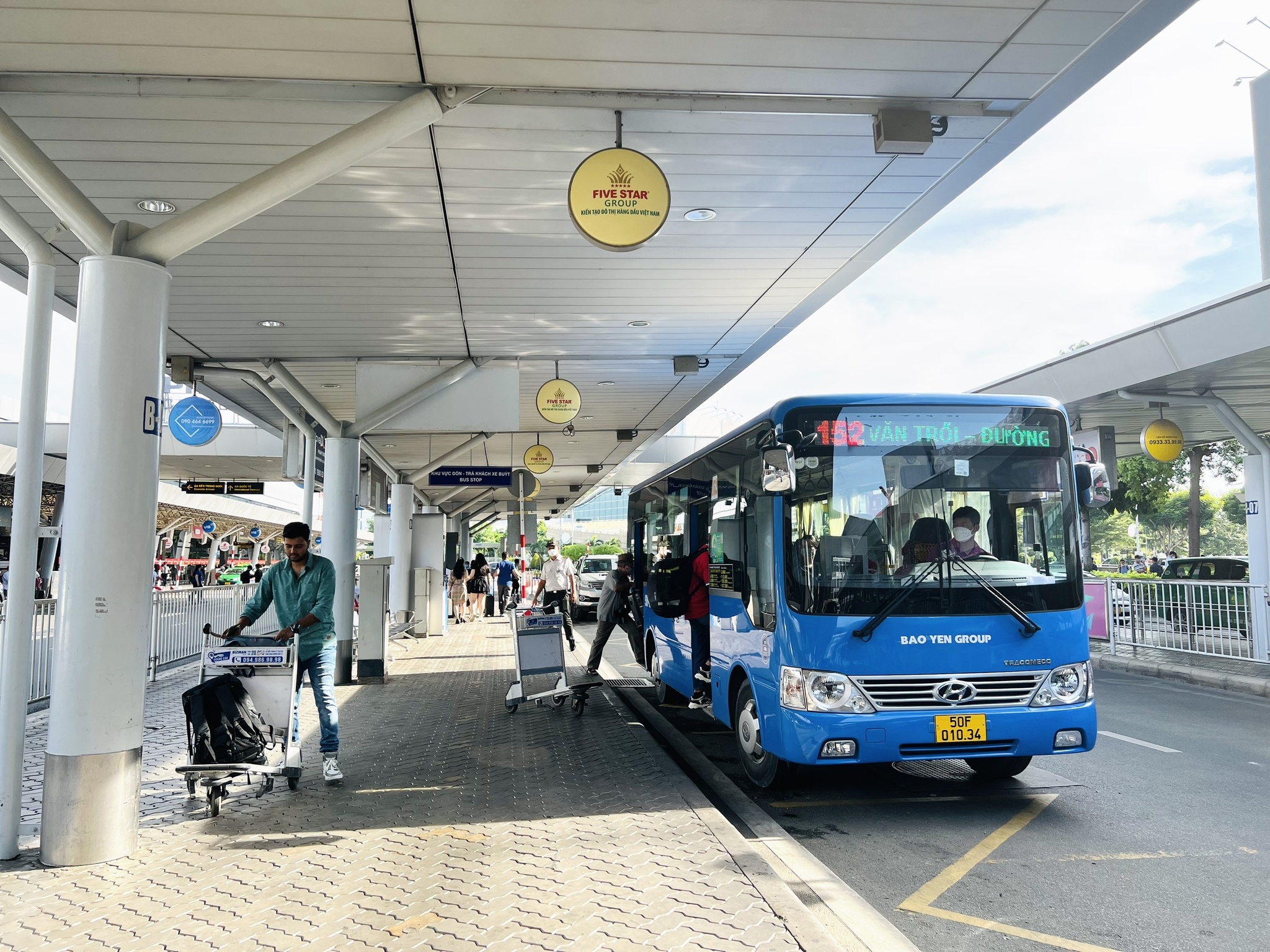 Bãi xe buýt đệm cho sân bay Tân Sơn Nhất có 'xâm hại' công viên Gia Định? - ảnh 1