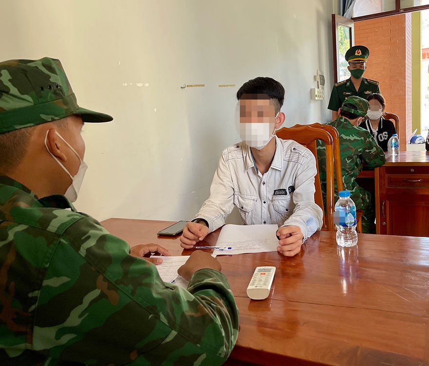 PV Thanh Niên hỗ trợ giải cứu 2 người bị lừa bán sang Campuchia - ảnh 3
