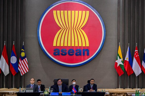 ASEAN họp đặc biệt về Myanmar, đánh giá tình hình đang nguy cấp và mong manh - Ảnh 1.