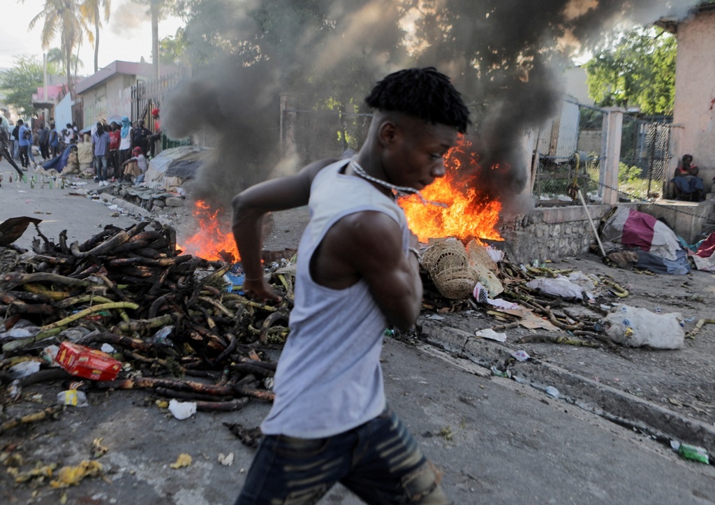 Haiti đang hỗn loạn, LHQ kêu gọi nhanh chóng đưa lực lượng đặc biệt đến hỗ trợ - ảnh 1
