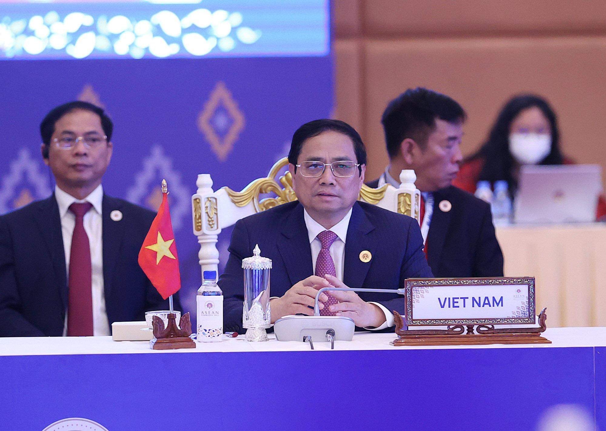 ASEAN trao đổi về các vấn đề Biển Đông, Myanmar, xung đột Nga - Ukraine - ảnh 1
