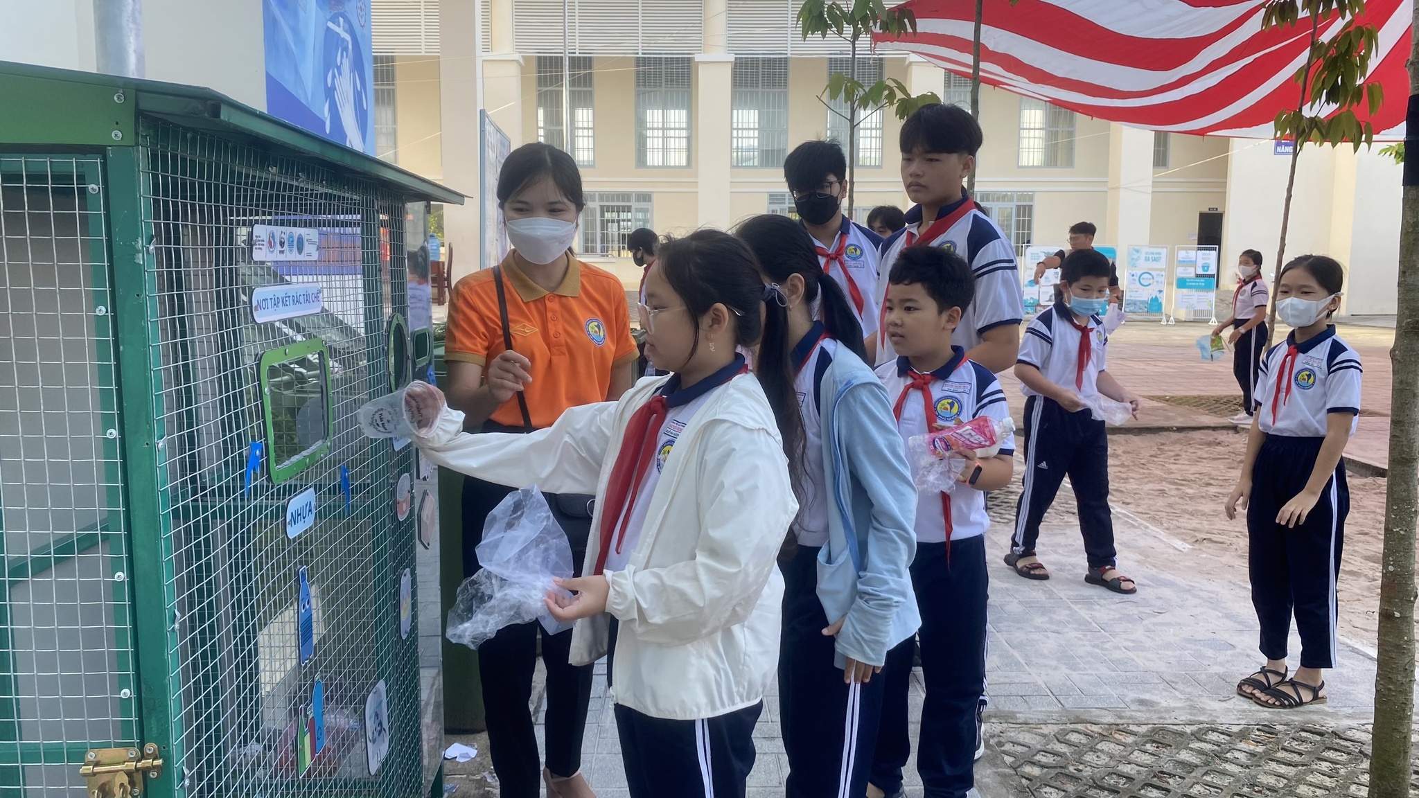 Mô hình 'Trường học giảm nhựa' đầu tiên tại Phú Quốc có gì đặc biệt? - ảnh 1