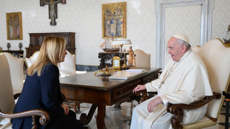 Đức Thánh Cha tiếp Thủ tướng Ý Giorgia Meloni