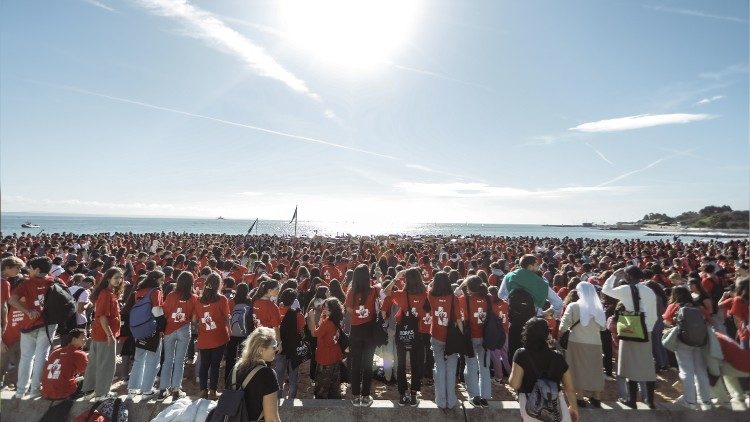 Các bạn trẻ ở Lisbon
