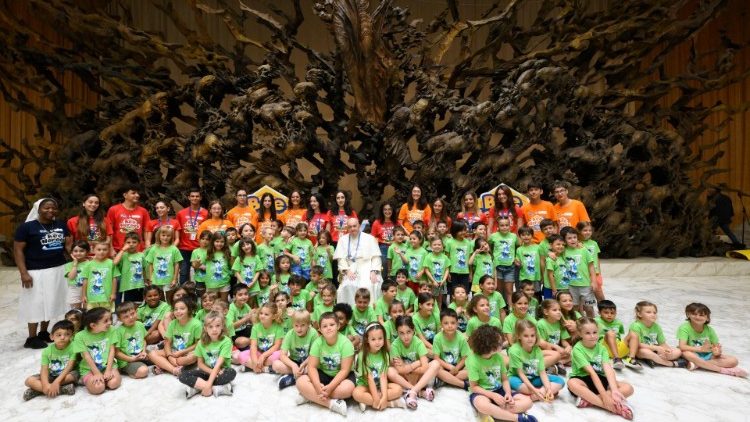 2023.07.18 Incontro con i giovani dellâ  â  Estate ragazziâ