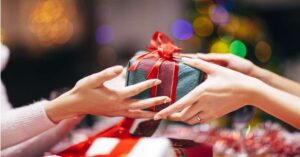 Tất tần tật về ý nghĩa của việc tặng quà | Quà Trao Tay