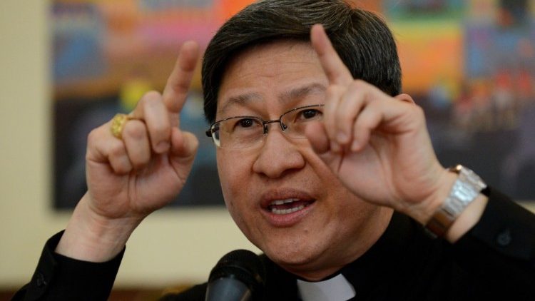 FILES-PHILIPPINES-VATICAN-RELIGION-HEALTH-VIRUS-TAGLE