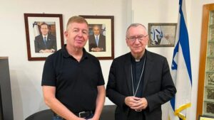 ĐHY Parolin thăm Đại sứ quán Israel cạnh Tòa Thánh