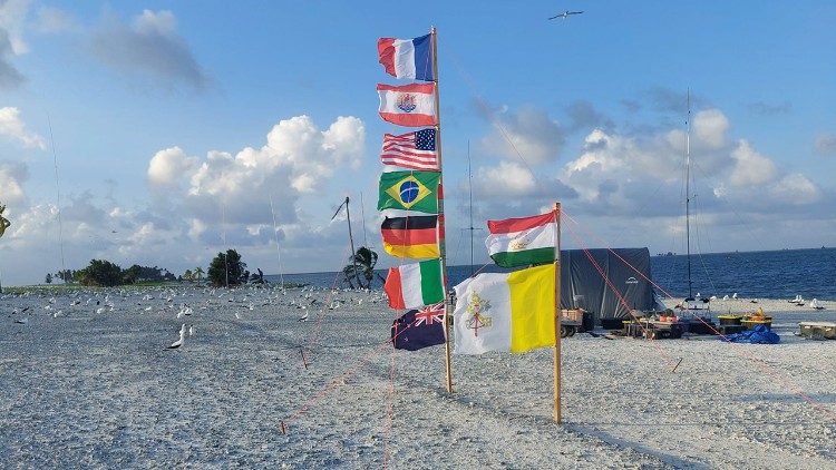 2024.01.24  La bandiera della Città del Vaticano sull