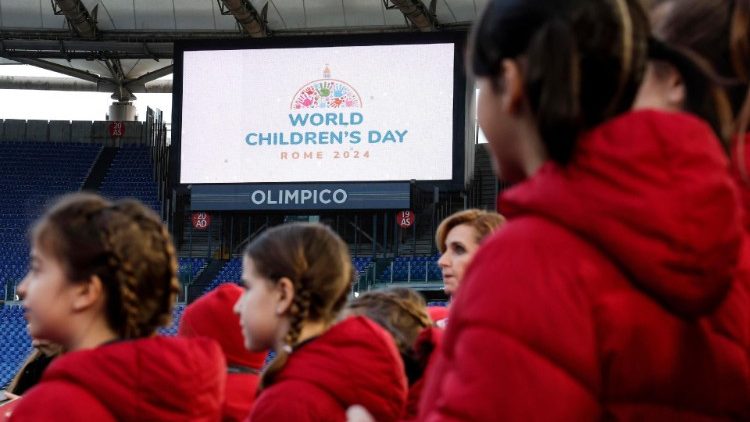 Buổi giới thiệu về Ngày Thế giới Trẻ em lần thứ nhất tại Sân Vận động Olympic ở Roma (02/03/2024)