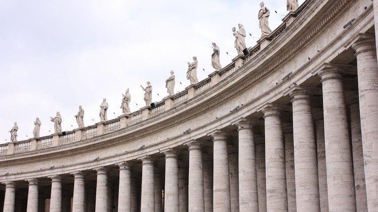 2019.12.13 Piazza San Pietro, Vaticano, cupola di San Pietro, Petersdom Petersplatz